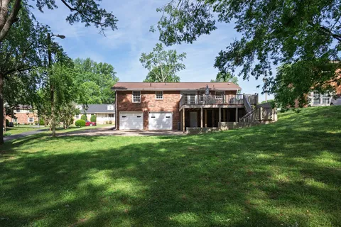 $399,900 | 649 Des Moines Drive, Hermitage, TN 37076