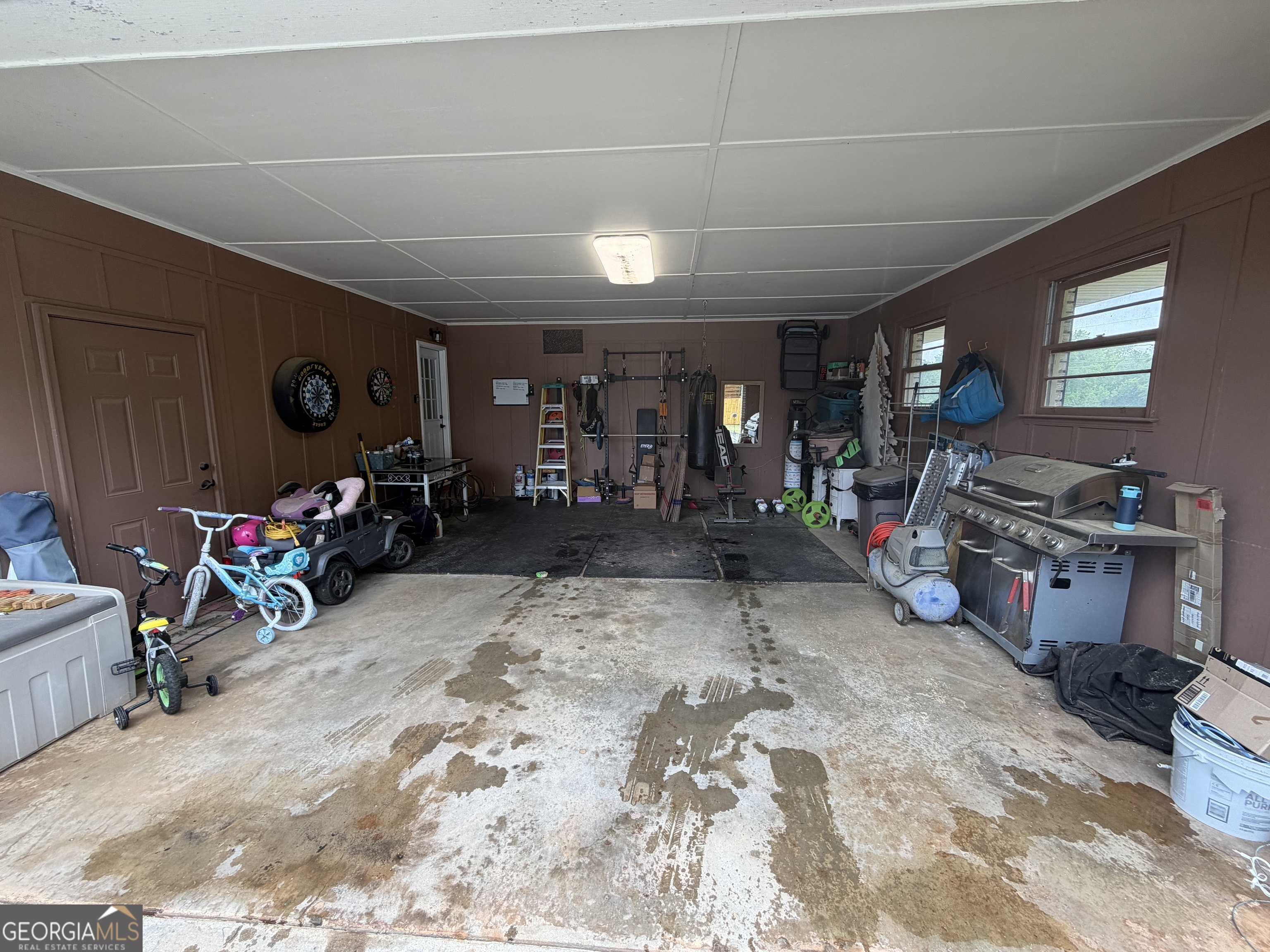 410 Ridgecrest Drive Elberton, GA 30635 - Photo 28 of 29 a view of a room with gym equipment
