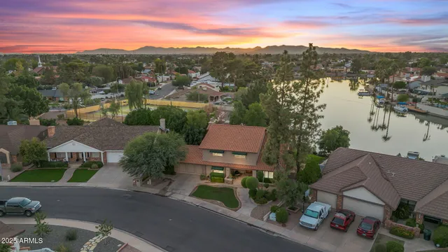 $900,000 | 2554 South Salida Del Sol, Mesa, AZ 85202