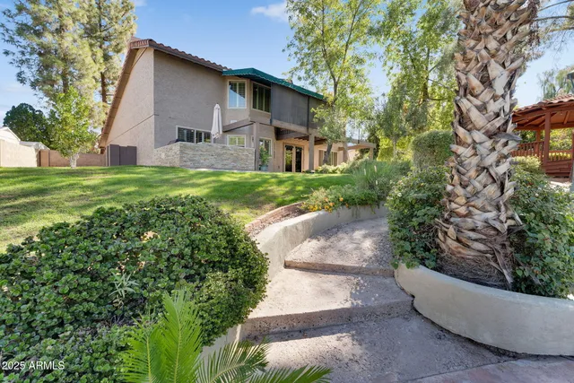 $900,000 | 2554 South Salida Del Sol, Mesa, AZ 85202