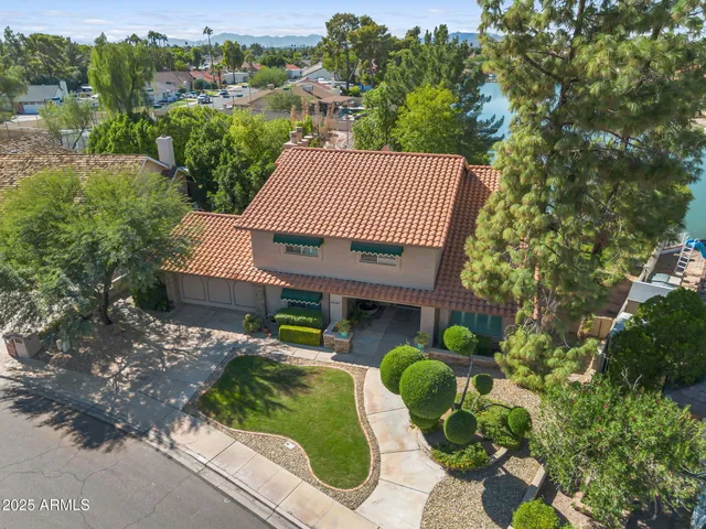 $900,000 | 2554 South Salida Del Sol, Mesa, AZ 85202