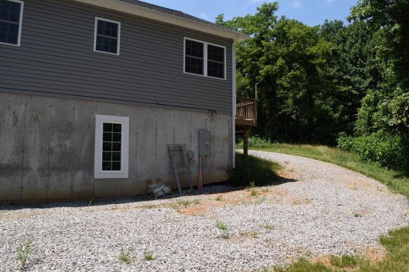 923 Long Level Road Southwest Floyd, VA 24091 - Photo 3 of 33 a view of a backyard of the house