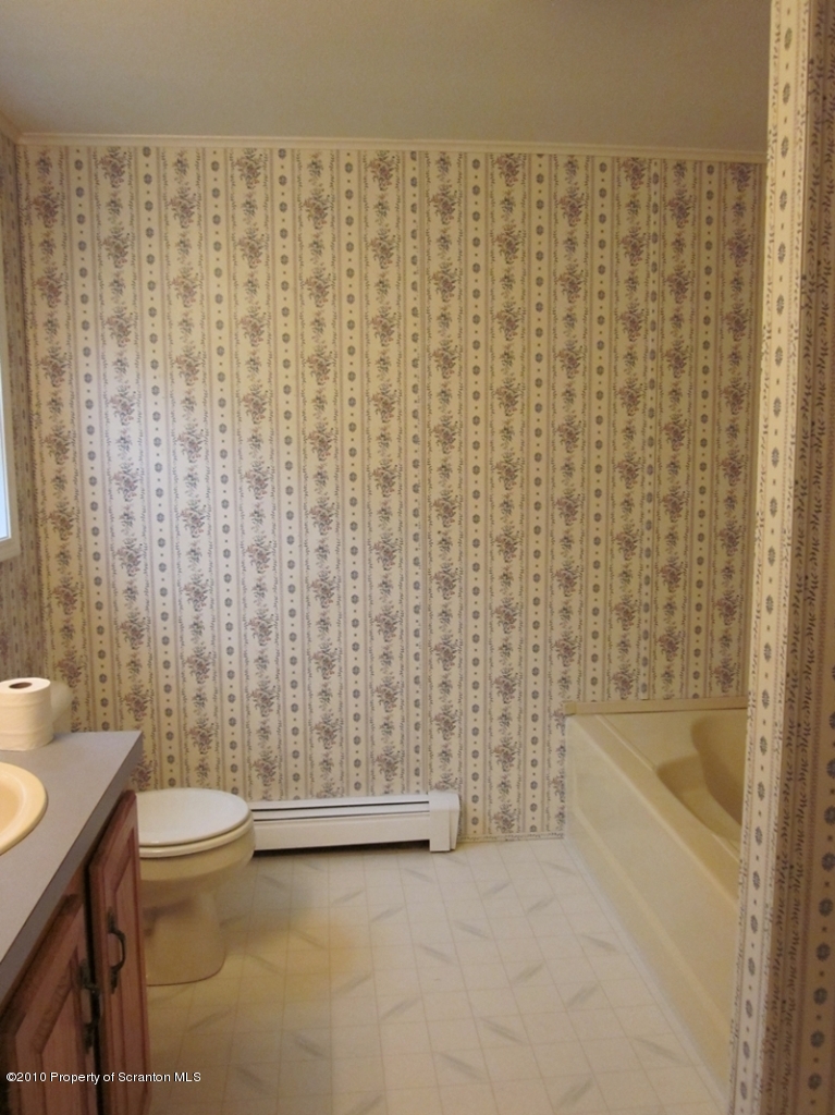 489 Jubilee Road Moscow, PA 18444 - Photo 39 of 48 Gallery Image 39