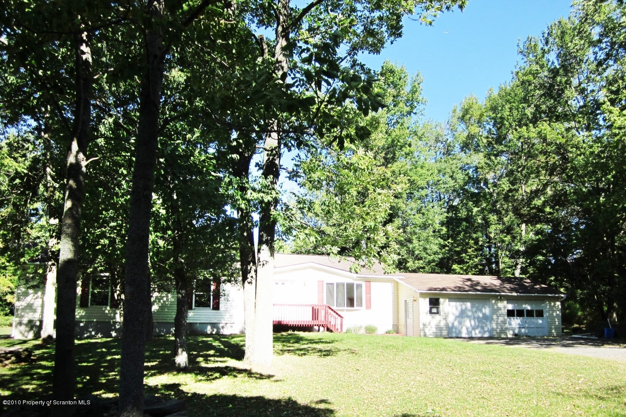 489 Jubilee Road Moscow, PA 18444 - Photo 4 of 48 Gallery Image 4