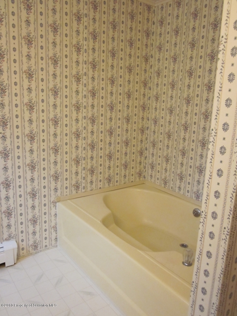 489 Jubilee Road Moscow, PA 18444 - Photo 41 of 48 Gallery Image 41