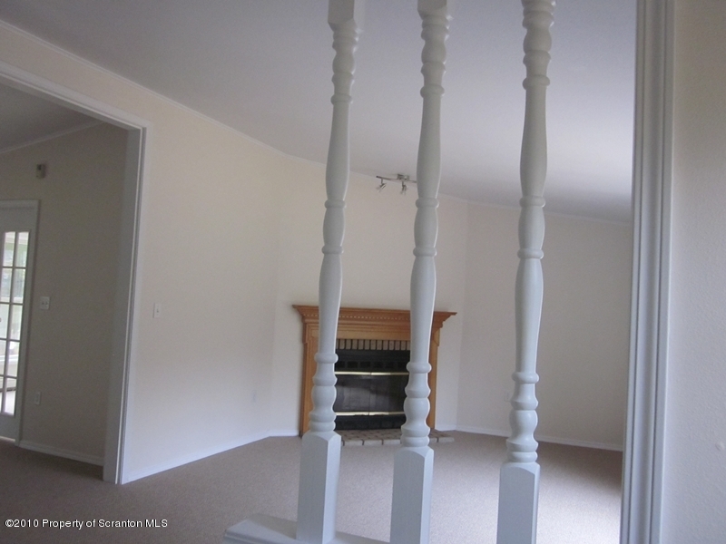 489 Jubilee Road Moscow, PA 18444 - Photo 8 of 48 Gallery Image 8