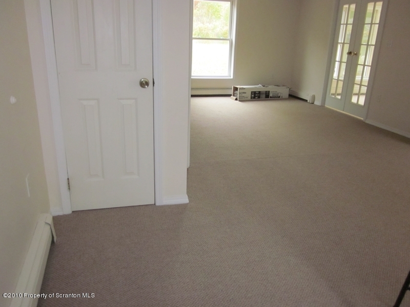 489 Jubilee Road Moscow, PA 18444 - Photo 9 of 48 Gallery Image 9