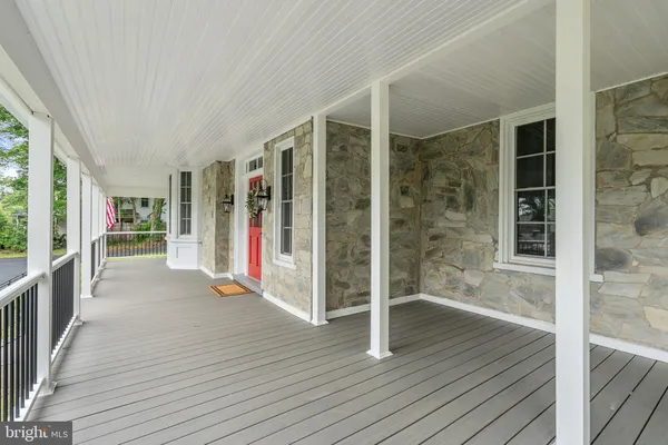 $675,000 | 105 East Washington Street, Remington, VA 22734