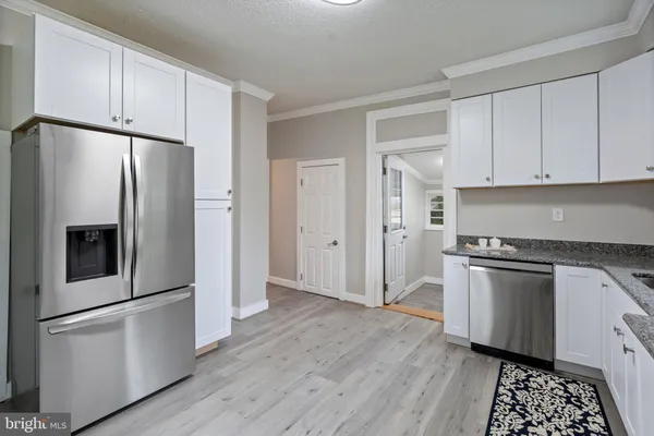 $675,000 | 105 East Washington Street, Remington, VA 22734