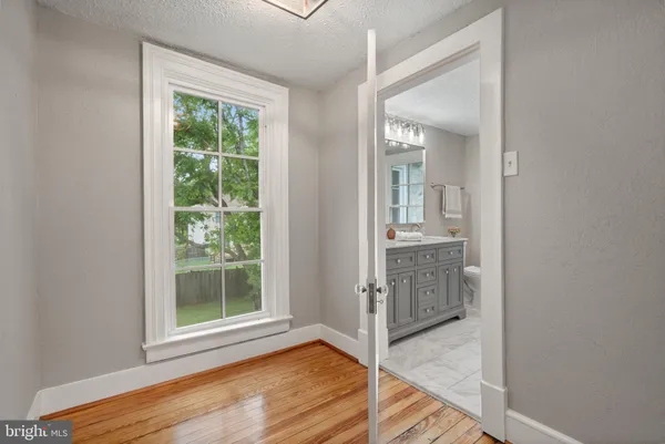 $675,000 | 105 East Washington Street, Remington, VA 22734