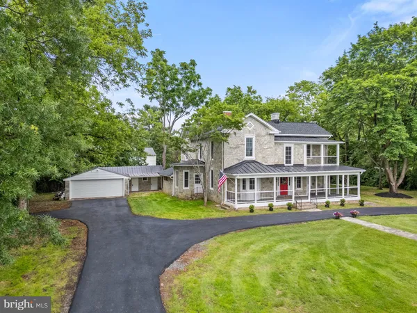 $675,000 | 105 East Washington Street, Remington, VA 22734