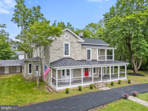 $675,000 | 105 East Washington Street, Remington, VA 22734