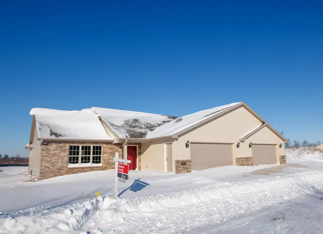 $499,900 | 312 Twilight Trail, Fond du Lac, WI 54937