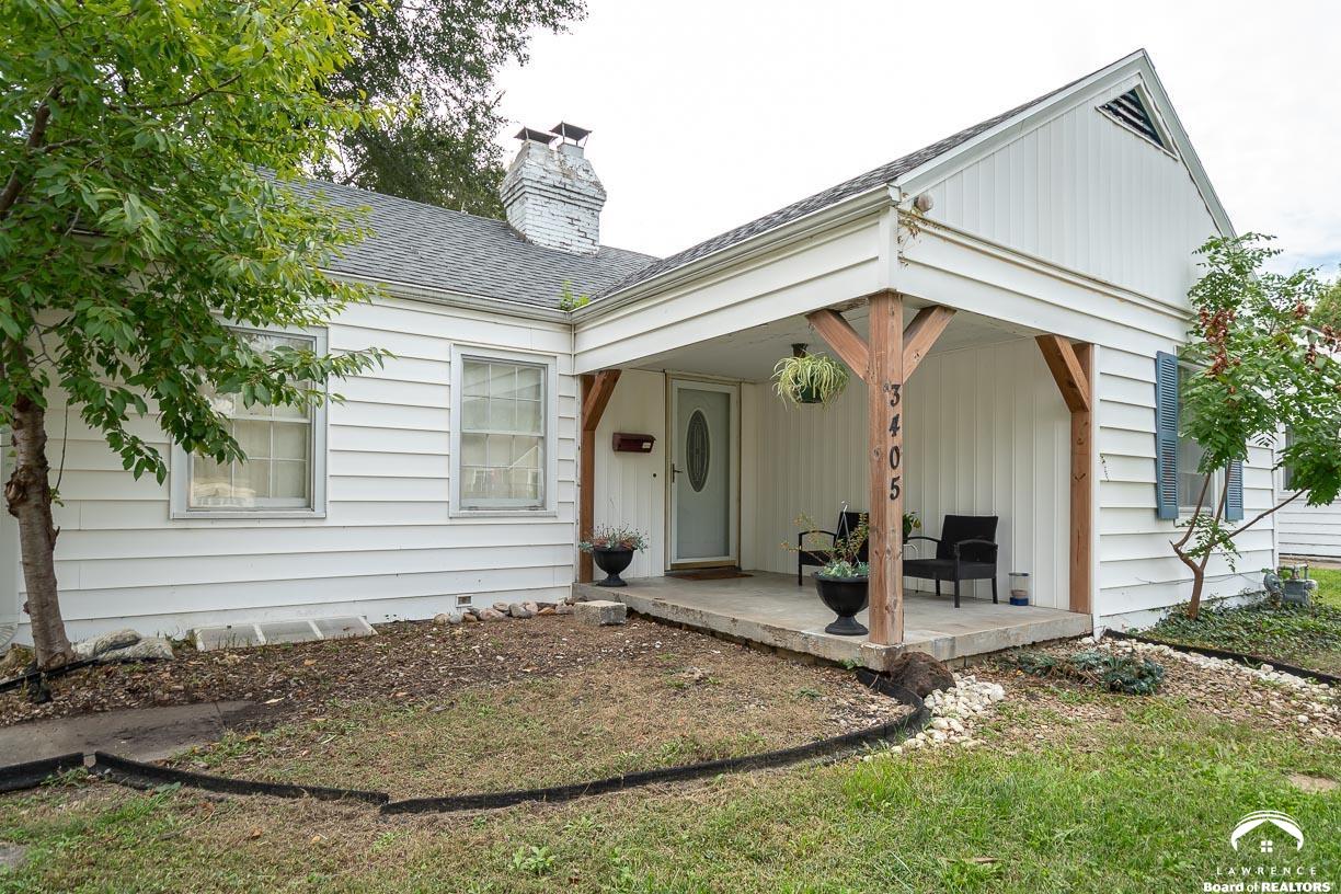 3405 Southwest Huntoon Street Topeka, KS 66604 - Photo 2 of 28