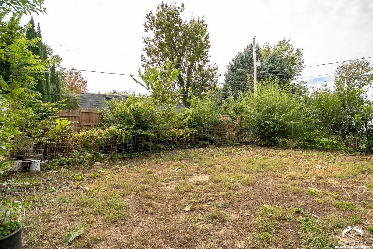 3405 Southwest Huntoon Street Topeka, KS 66604 - Photo 7 of 28