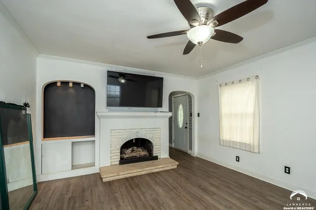 $137,800 | 3405 Southwest Huntoon Street, Topeka, KS 66604