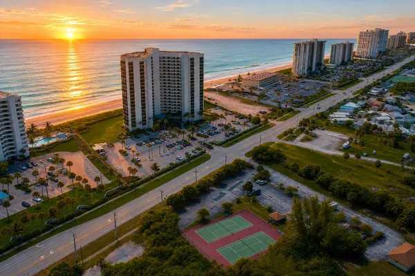 $850,000 | 9650 South Ocean Drive, Unit 1106, Jensen Beach, FL 34957
