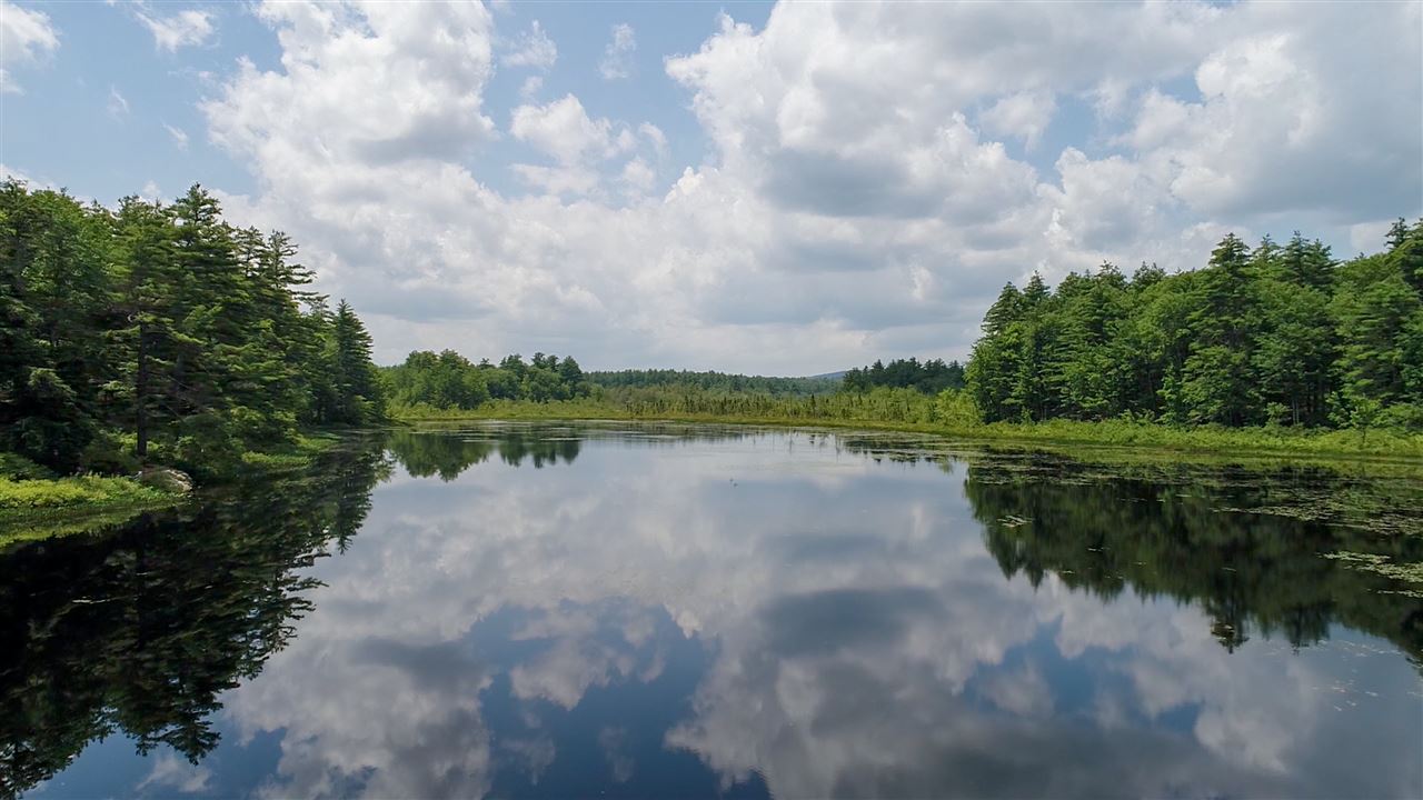 185 Crown Point Road Rochester, NH 03867 - Photo 2 of 38