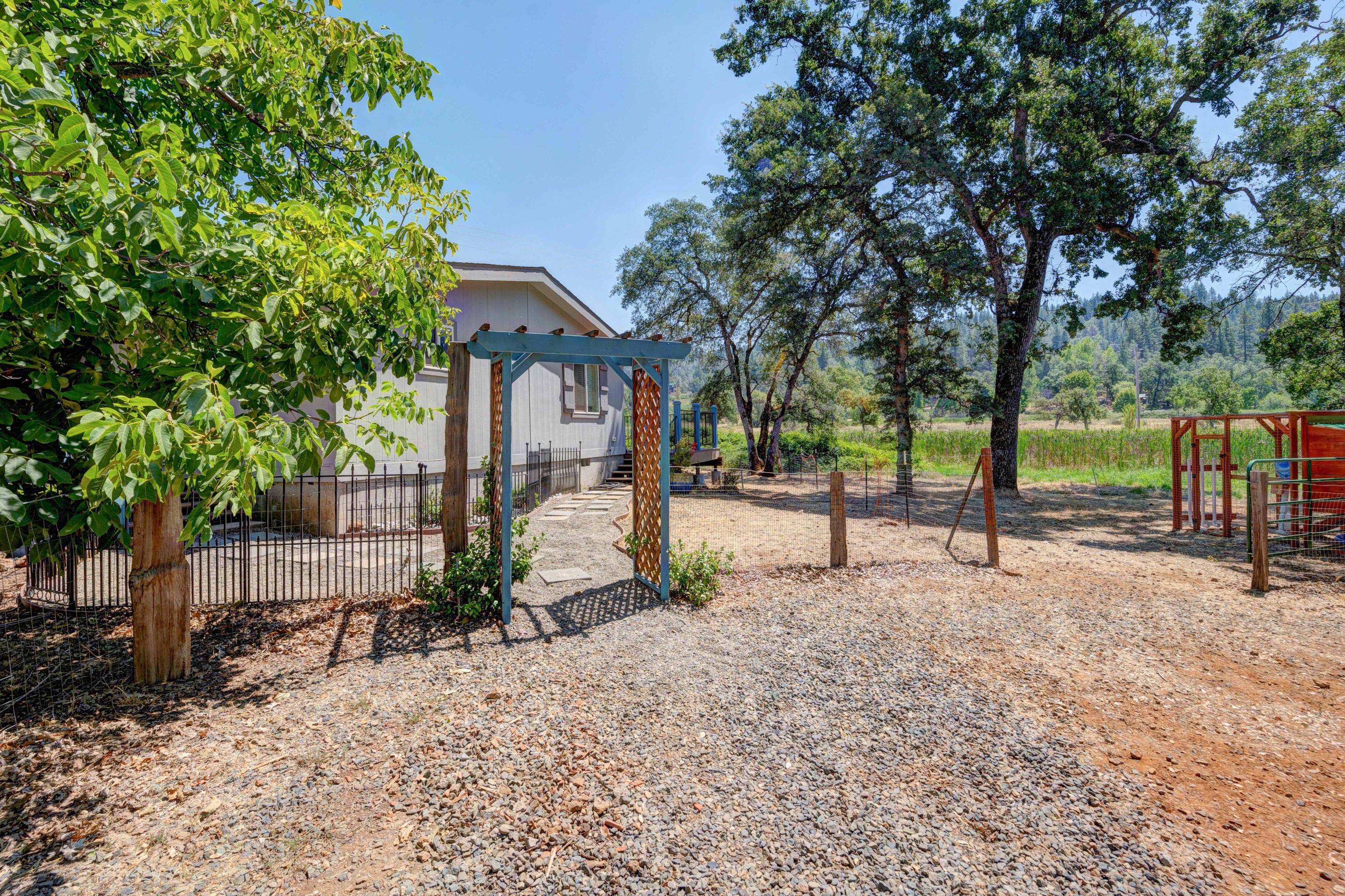 29246 Westmoore Road Shingletown, CA 96088 - Photo 11 of 41 ReddingRealEstatePhotography-9