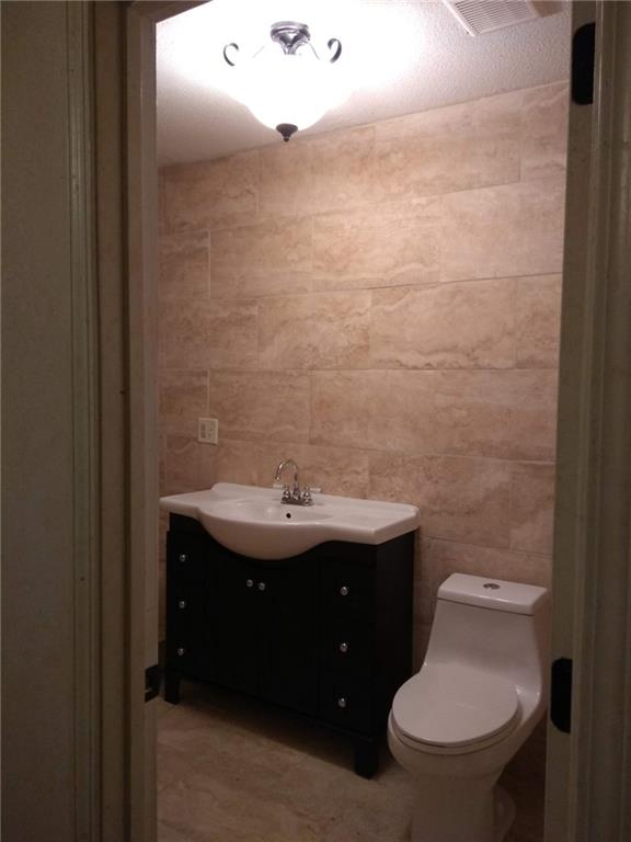 2412 Michigan Avenue Kansas City, MO 64127 - Photo 5 of 12