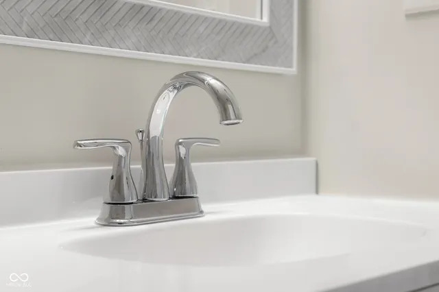 $207,500 | 1712 Prairie Drive, Columbus, IN 47203