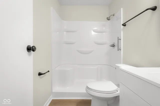 $207,500 | 1712 Prairie Drive, Columbus, IN 47203