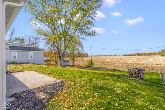 $207,500 | 1712 Prairie Drive, Columbus, IN 47203