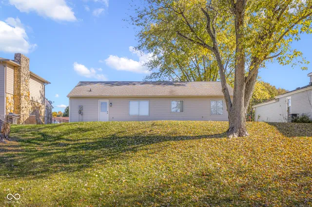 $207,500 | 1712 Prairie Drive, Columbus, IN 47203