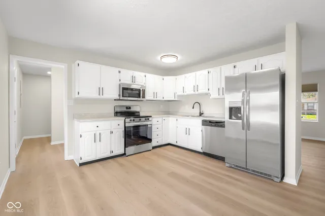 $207,500 | 1712 Prairie Drive, Columbus, IN 47203