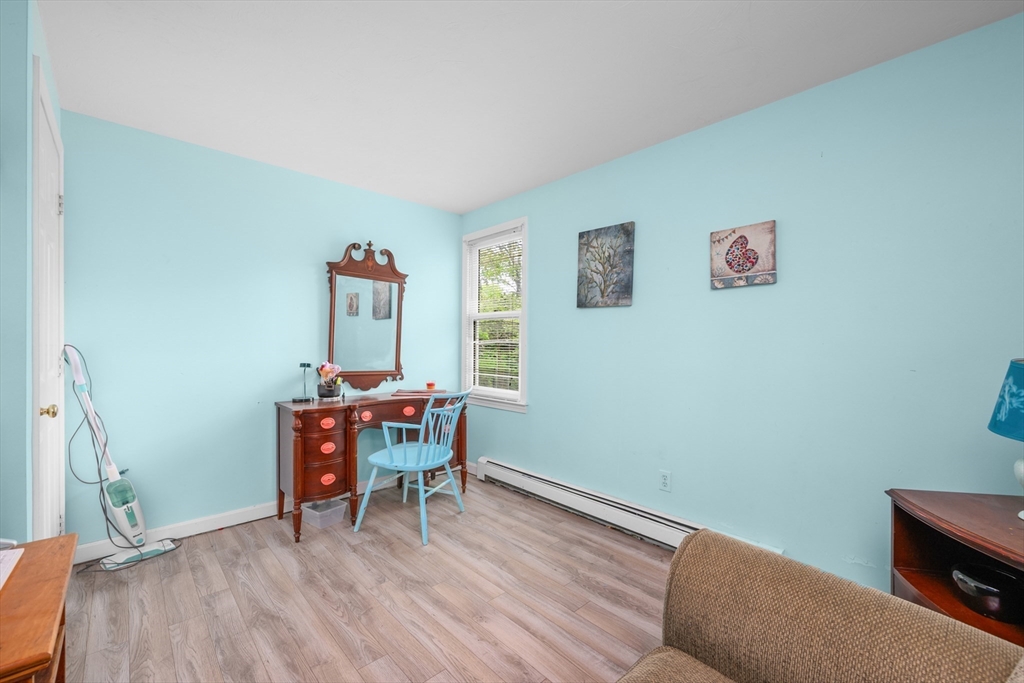171 Wheeler Road Mashpee, MA 02649 - Photo 14 of 31 Gallery Image 14