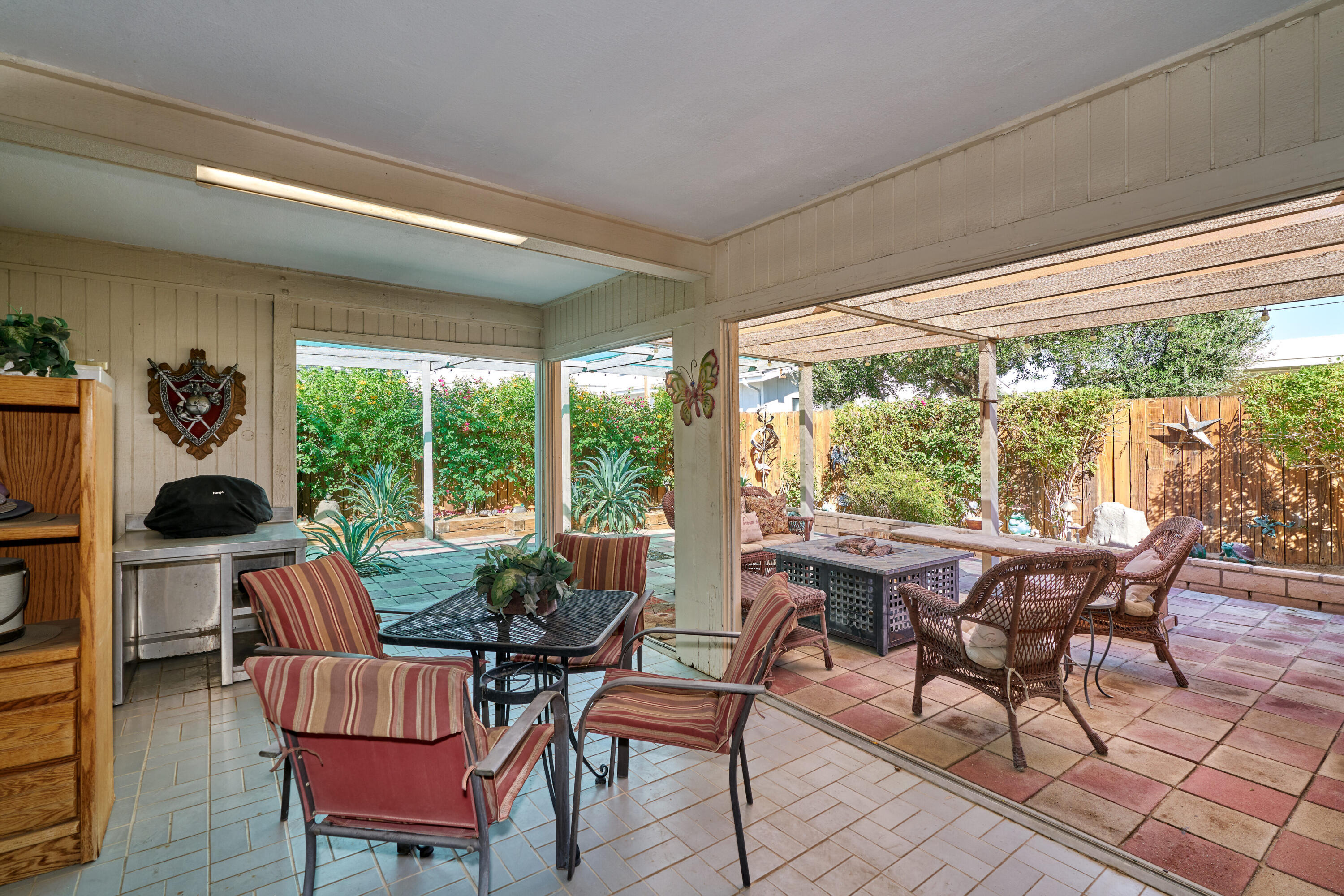 33537 Lisa Circle Thousand Palms, CA 92276 - Photo 23 of 35 a dining room with furniture and large windows