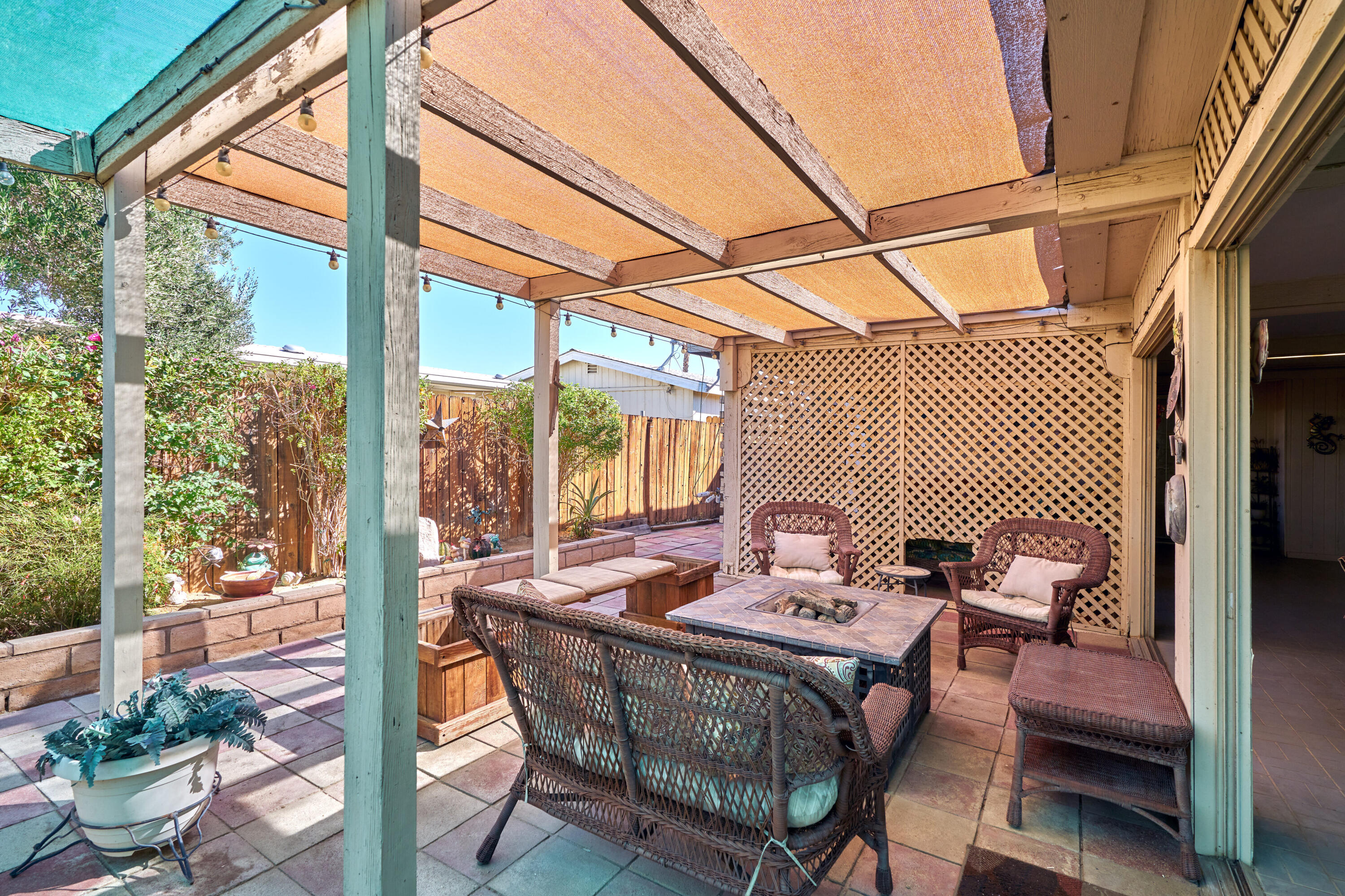 33537 Lisa Circle Thousand Palms, CA 92276 - Photo 25 of 35 a outdoor dining space with furniture and outdoor view