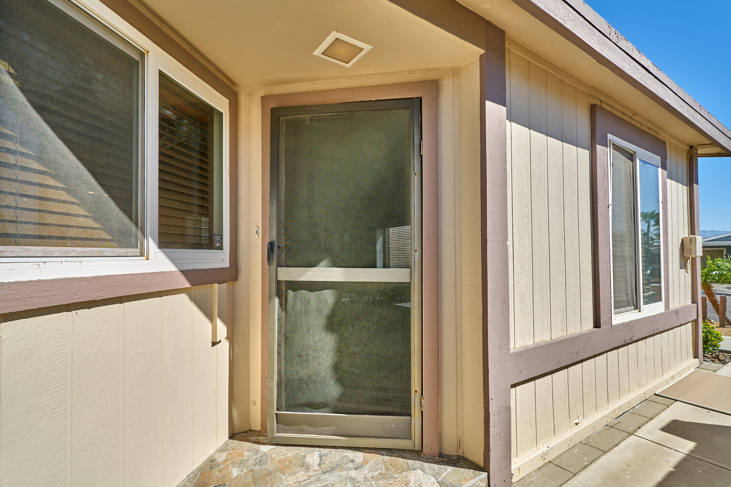 33537 Lisa Circle Thousand Palms, CA 92276 - Photo 33 of 35 a view of a door
