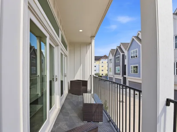 $450,000 | 7706 Earl Rudder Way, Houston, TX 77055