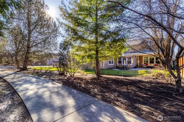 $765,000 | 731 Southeast Swainson Lane, College Place, WA 99324