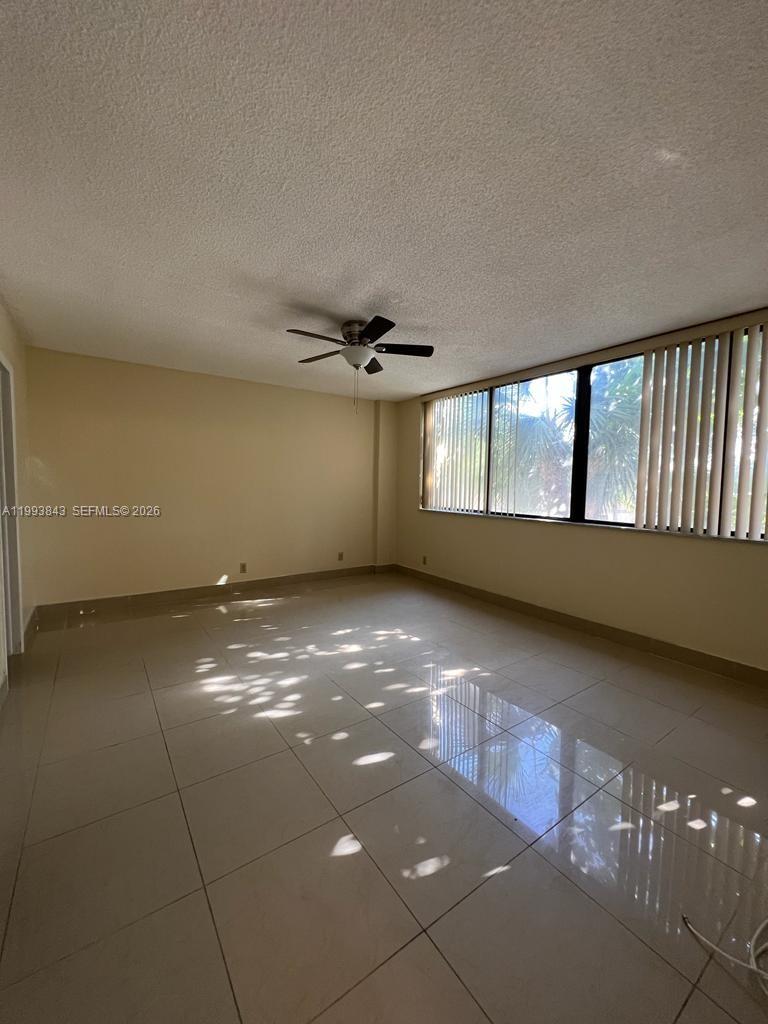 4222 Inverrary Boulevard, Unit 4217 Lauderhill, FL 33319 - Photo 8 of 13