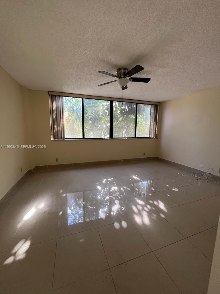 4222 Inverrary Boulevard, Unit 4217 Lauderhill, FL 33319 - Photo 9 of 13