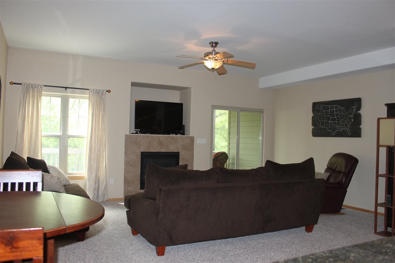 1896 North Dubuque Road Iowa City, IA 52245 - Photo 3 of 20 Gallery Image 3