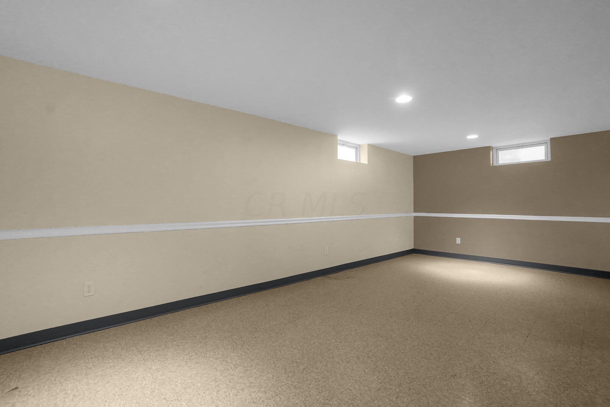 4451 Errington Road Columbus, OH 43227 - Photo 23 of 30 23-web-or-mls-4451-errington-rd