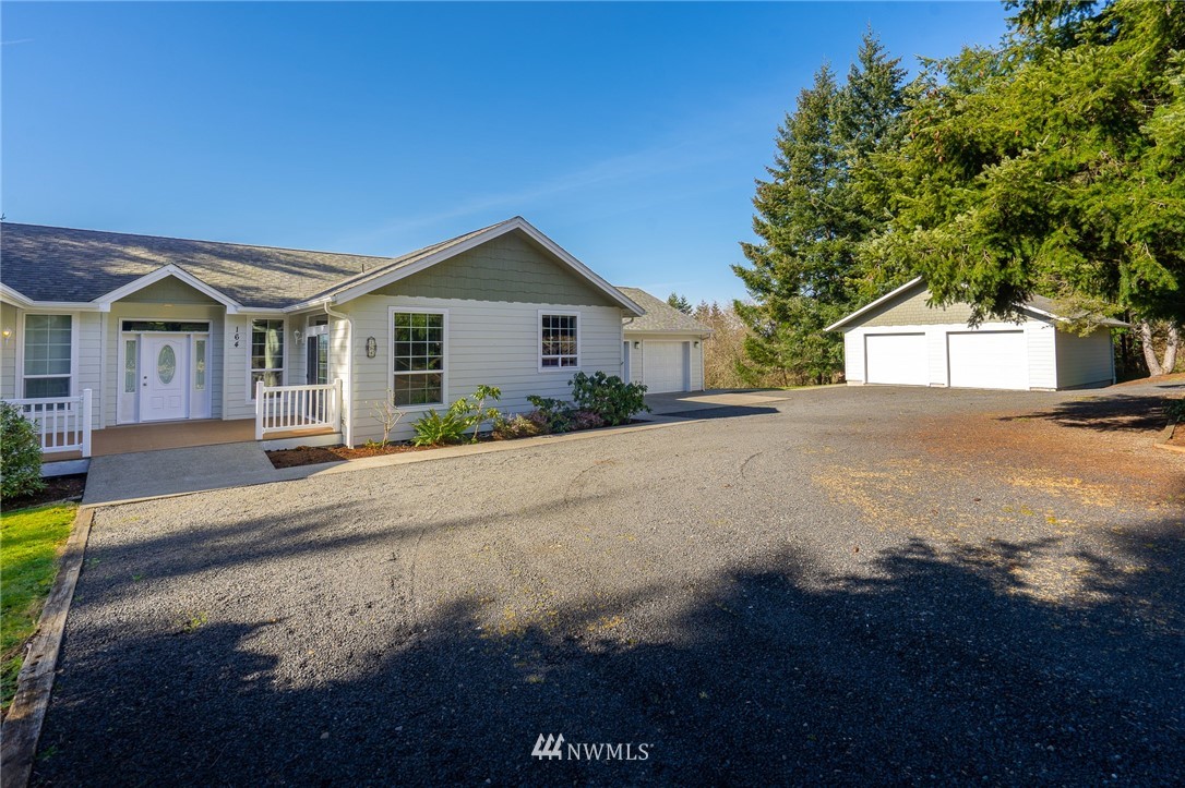 164 Wallace Road Chehalis, WA 98532 - Photo 2 of 40