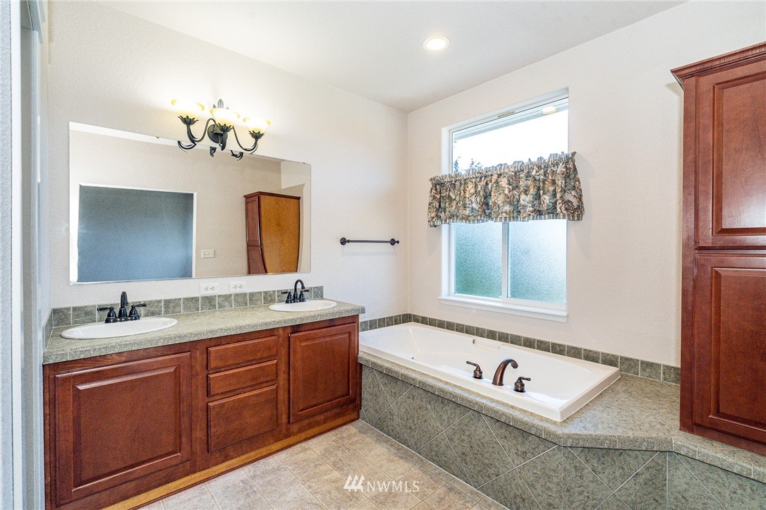 164 Wallace Road Chehalis, WA 98532 - Photo 24 of 40
