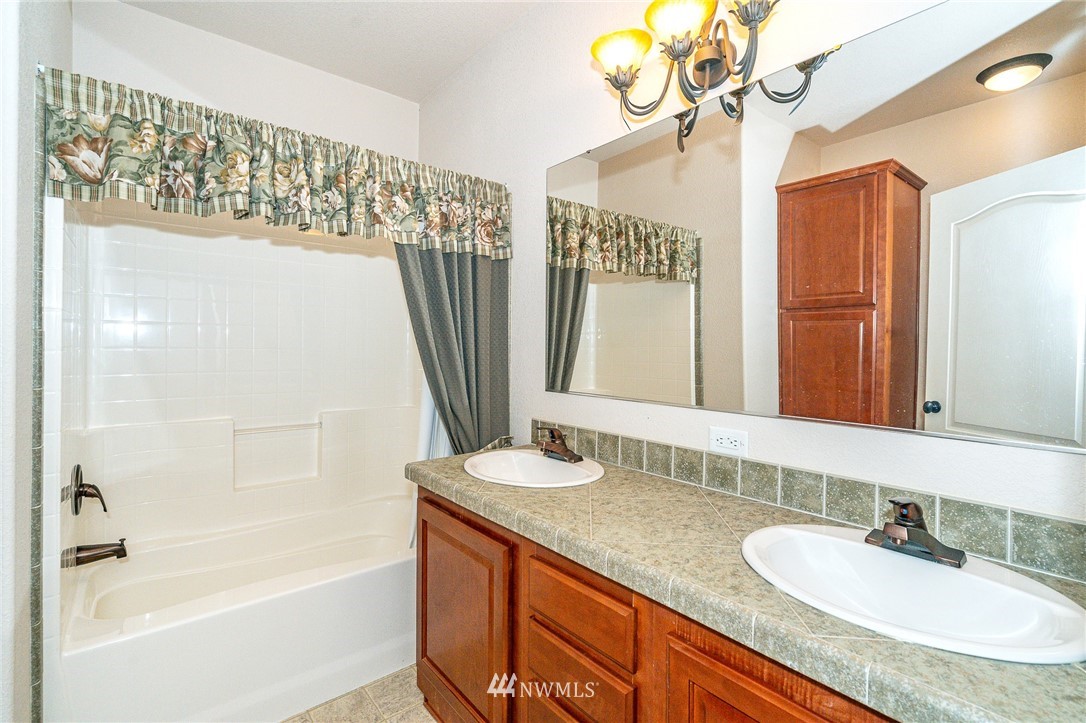 164 Wallace Road Chehalis, WA 98532 - Photo 6 of 40