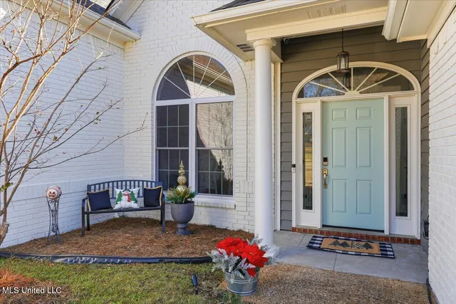 $355,000 | 513 Windsor Drive, Brandon, MS 39047