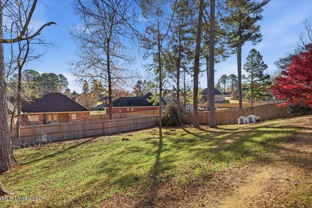 $355,000 | 513 Windsor Drive, Brandon, MS 39047