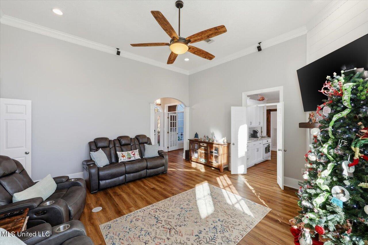 513 Windsor Drive Brandon, MS 39047 - Photo 9 of 50 09-SD1_0219