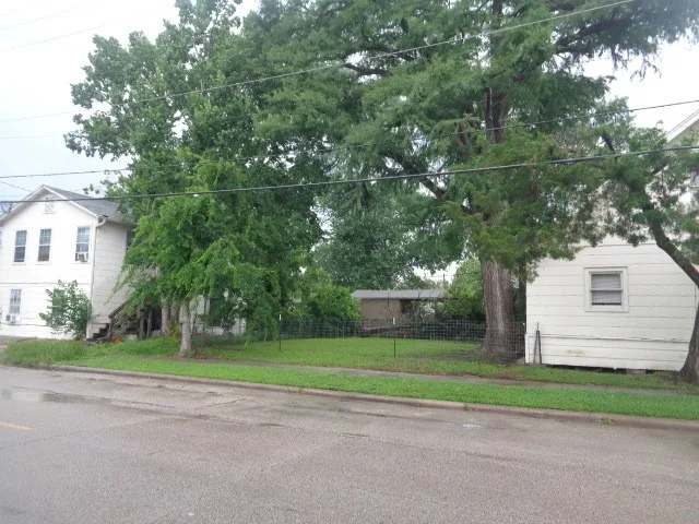 a view of a volley ball court