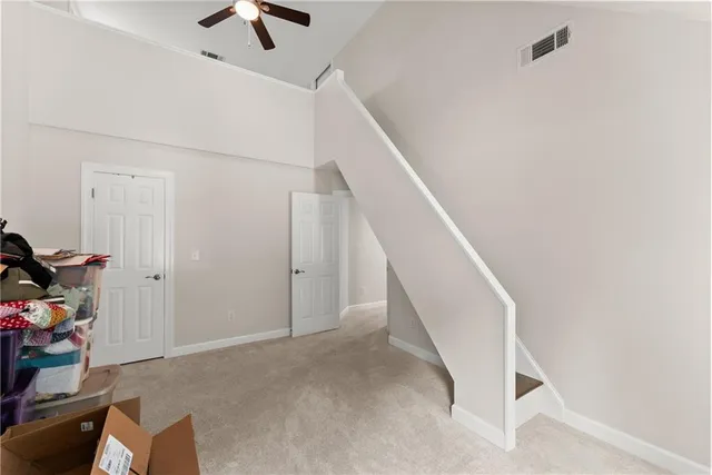 a view of entryway with workspace