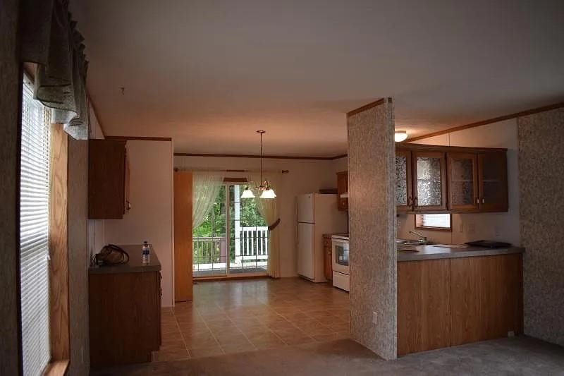 1519 West Ridgeview Drive Lapeer, MI 48446 - Photo 5 of 10 Gallery Image 5