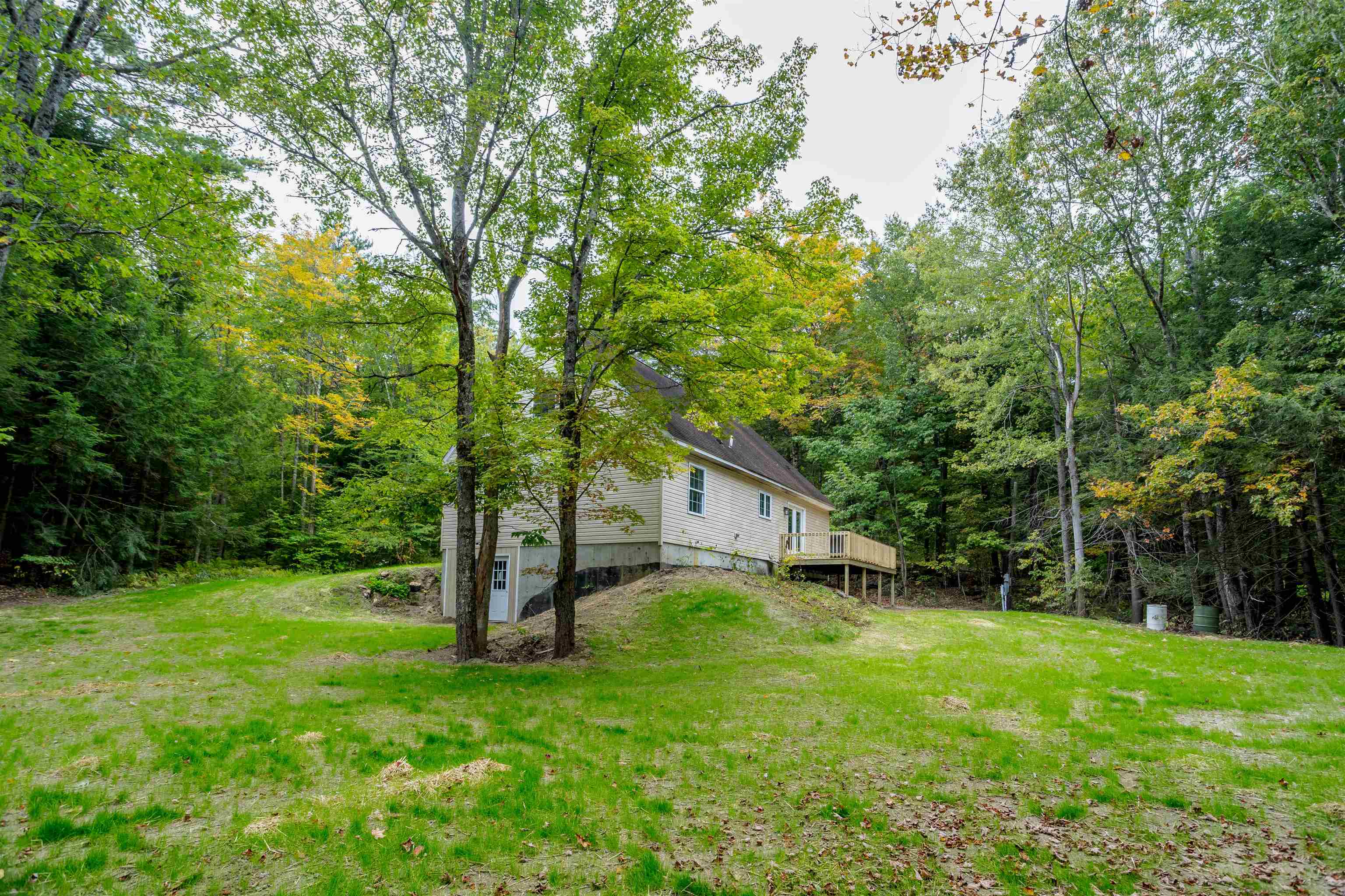 16 Quaker Road New Durham, NH 03855 - Photo 2 of 27