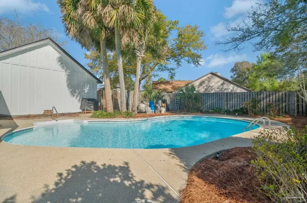 $815,000 | 2820 Semoran Court, Pensacola, FL 32503